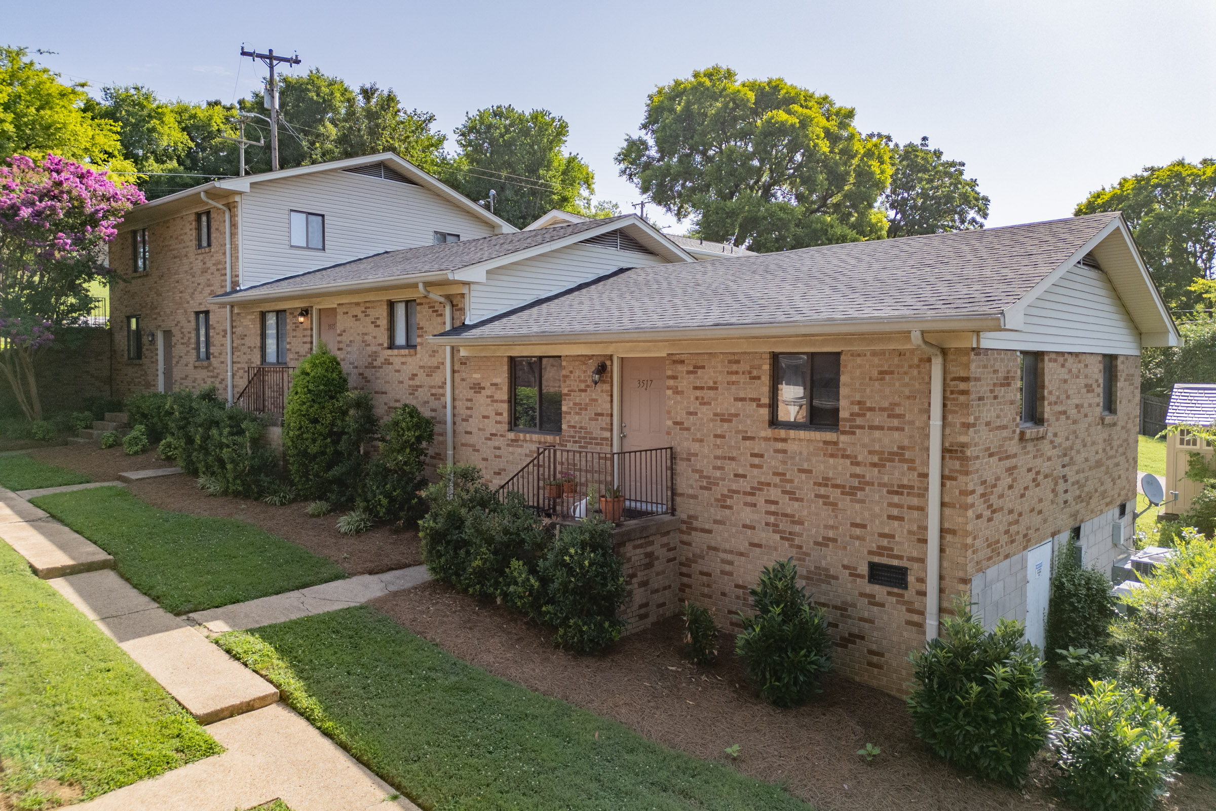 Dakota Courts - Image 6