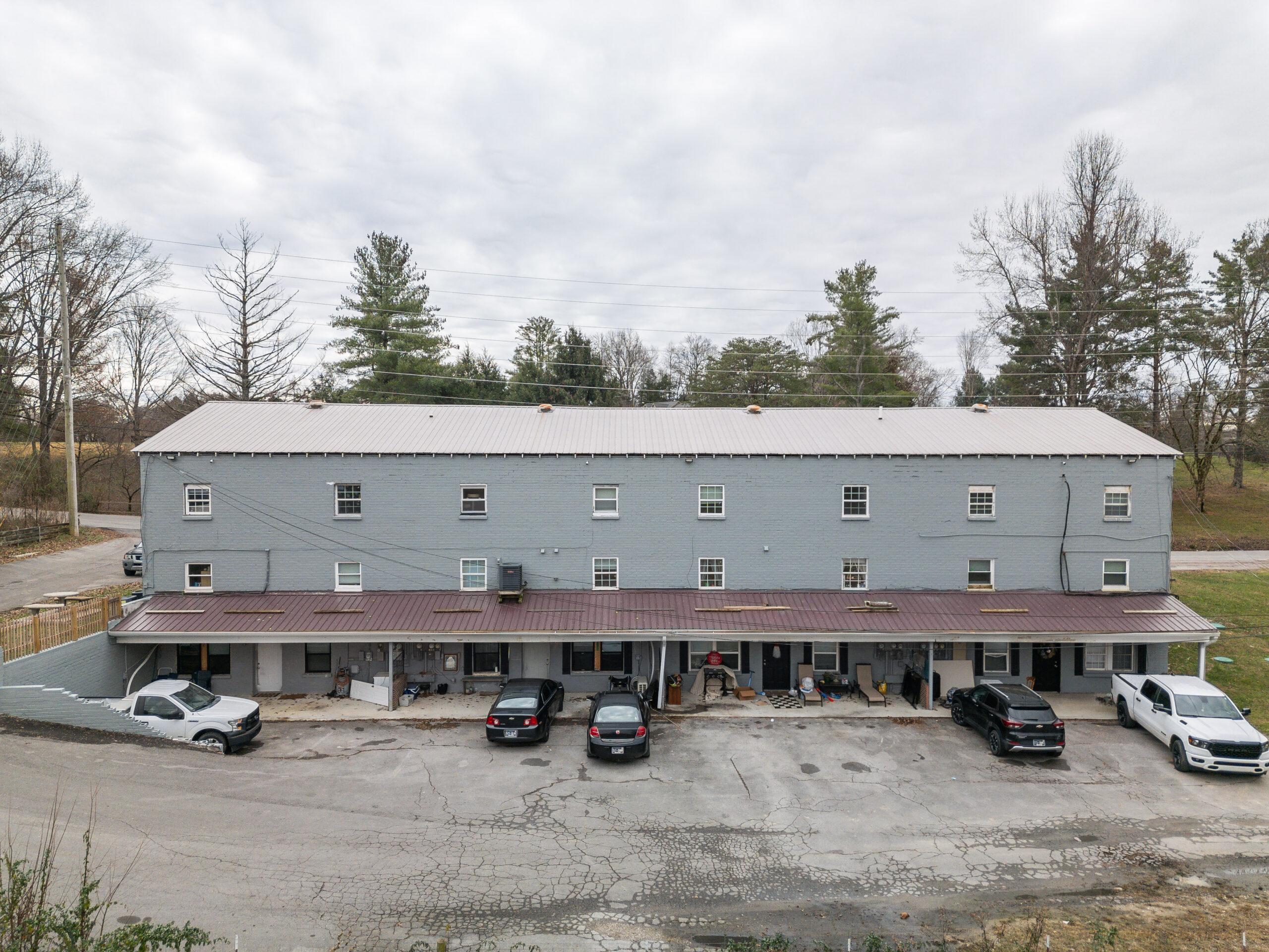 Sun Valley Apartments - Image 18