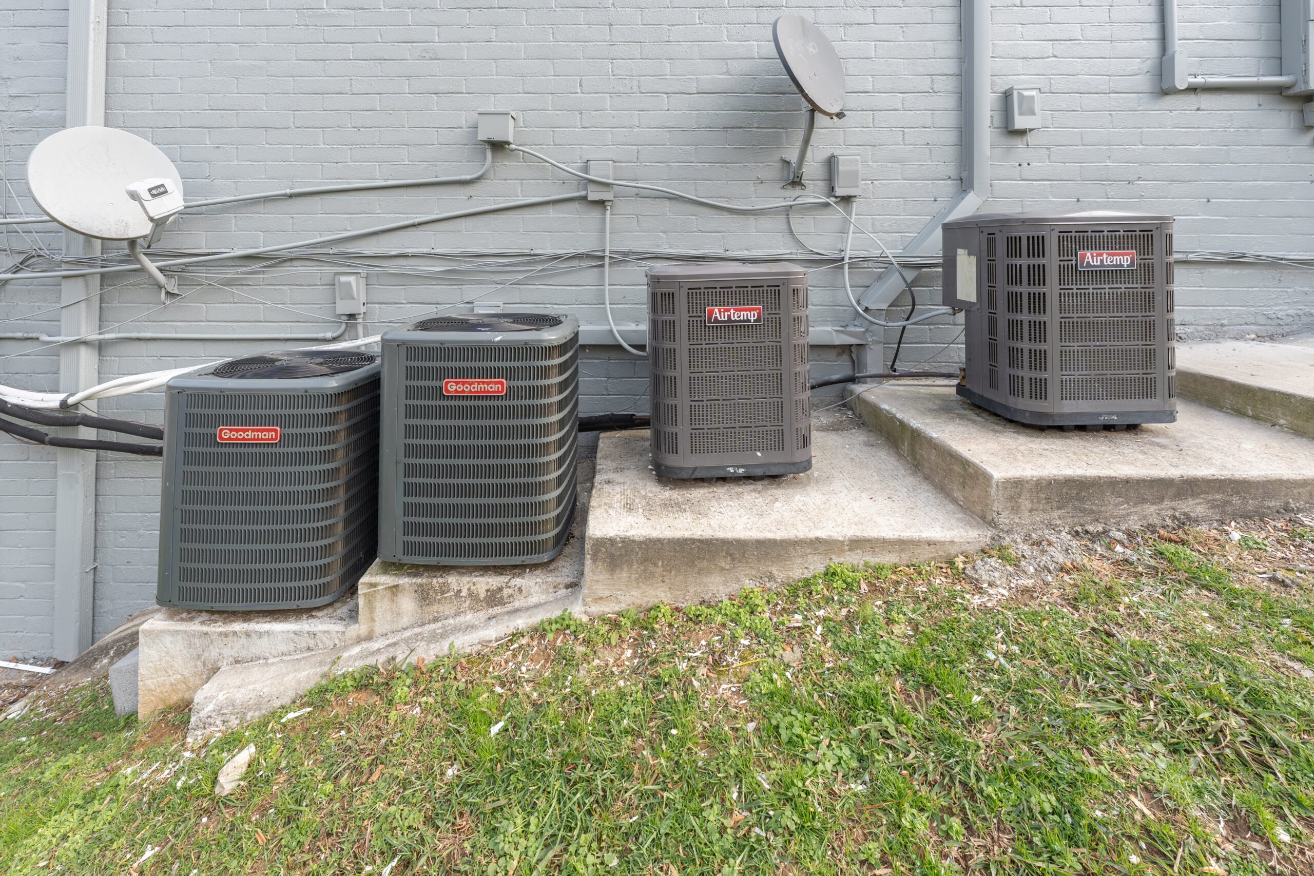 Sun Valley Apartments - Image 16